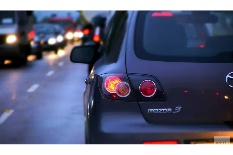 Goede verlichting voeren in het verkeer: maak er een gewoonte van